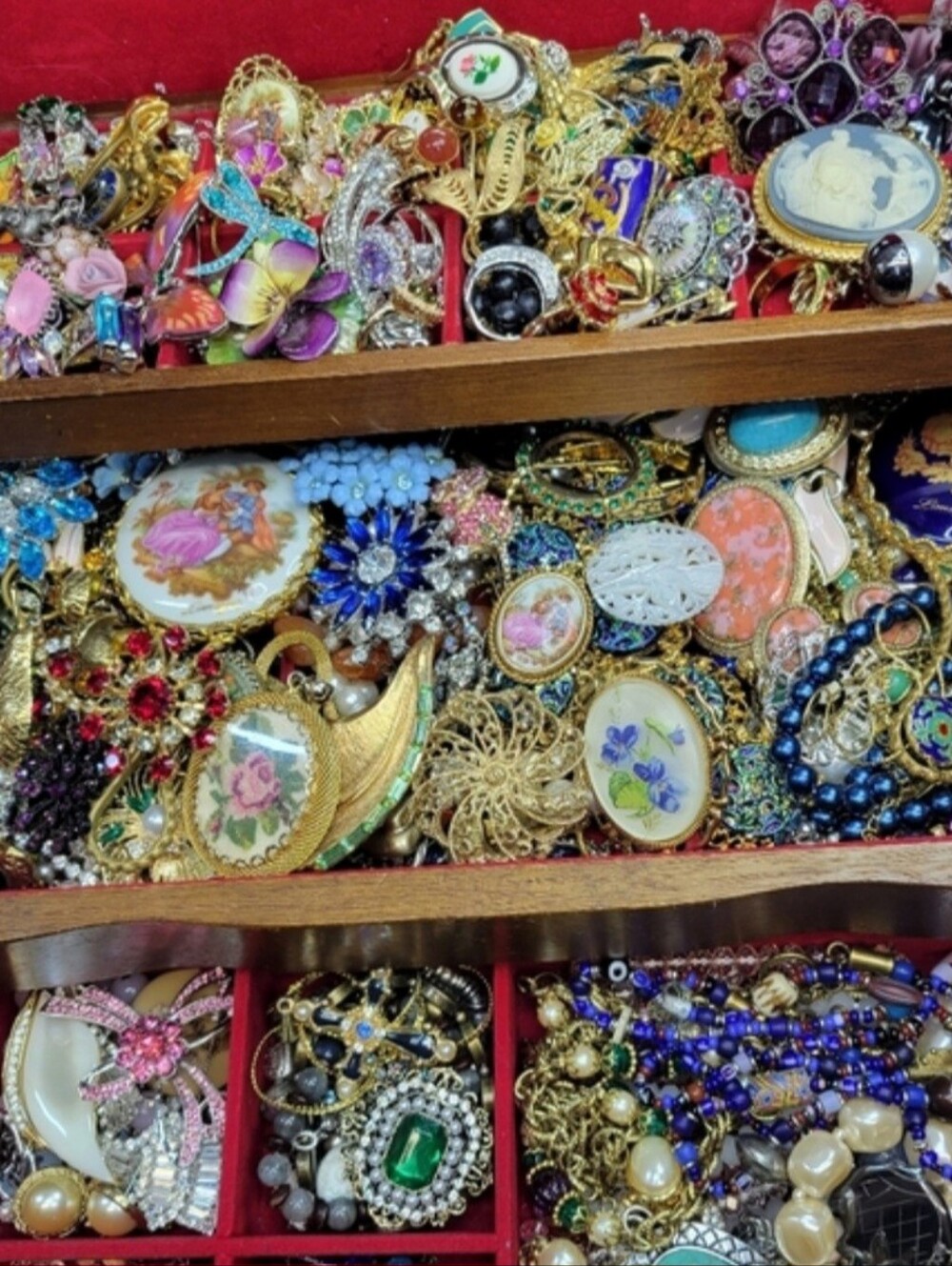 Estate Sale October 12th 8:30pm Est